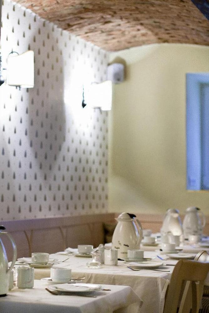 Atel Hotel Lasserhof Salzburg Restoran gambar