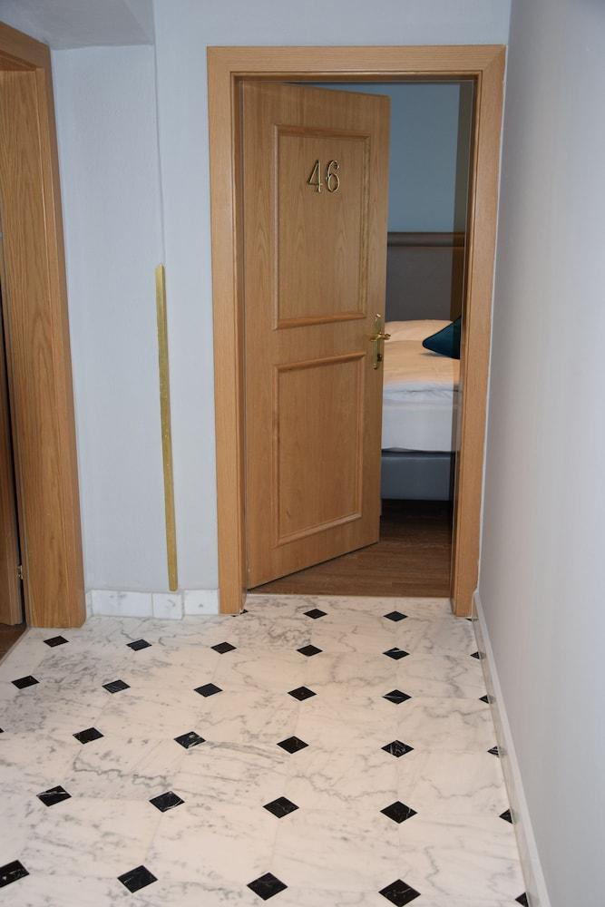 Atel Hotel Lasserhof Salzburg Luaran gambar